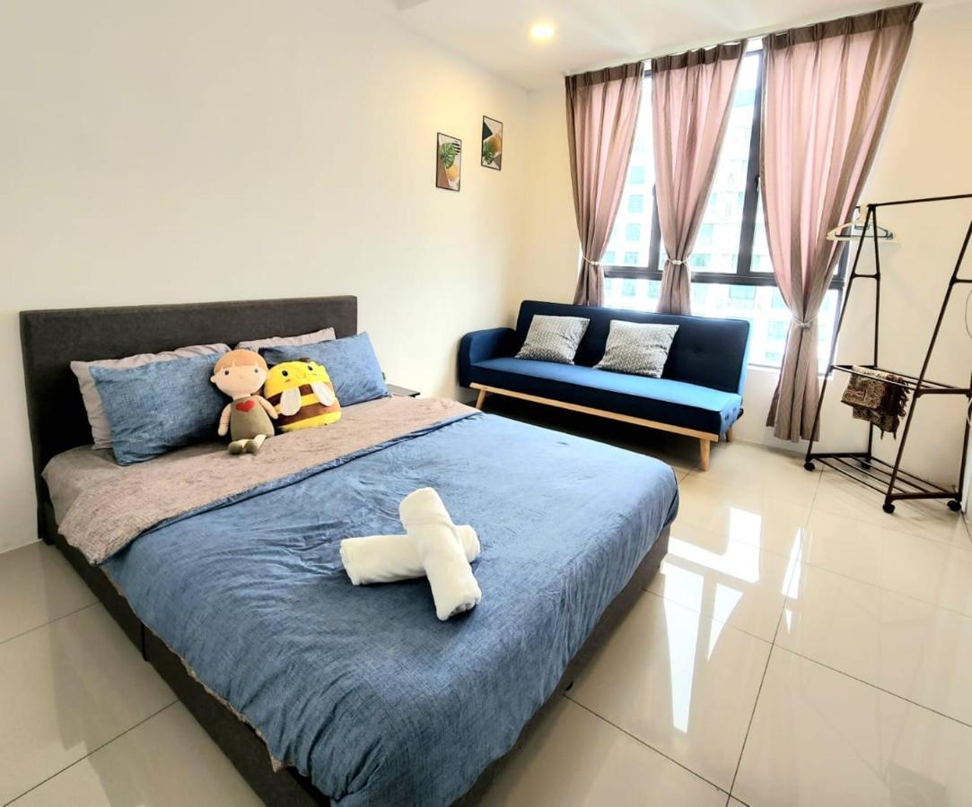 Ipoh Meru - Last Promo - No Wi-Fi - Spacious - 20Mins Tambun Or Ipoh Town - Pool View - Free 3 Parking By Happy Homestay Bagian luar foto